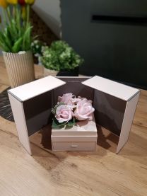 Flowerbox pachnący mydlany bukiet kwiatowy RÓŻOWY kod: 2893